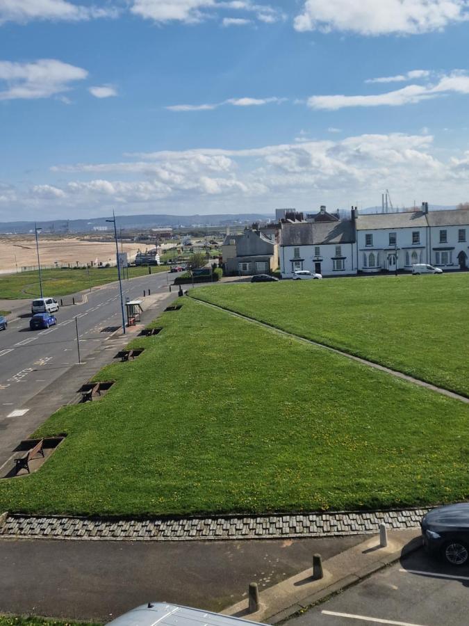 2 The Green, Exceptional Large House, Sea Views Loads Of Bathrooms Seaton Carew Zewnętrze zdjęcie