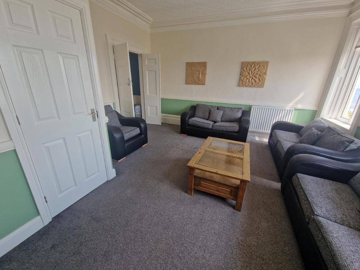 2 The Green, Exceptional Large House, Sea Views Loads Of Bathrooms Seaton Carew Zewnętrze zdjęcie