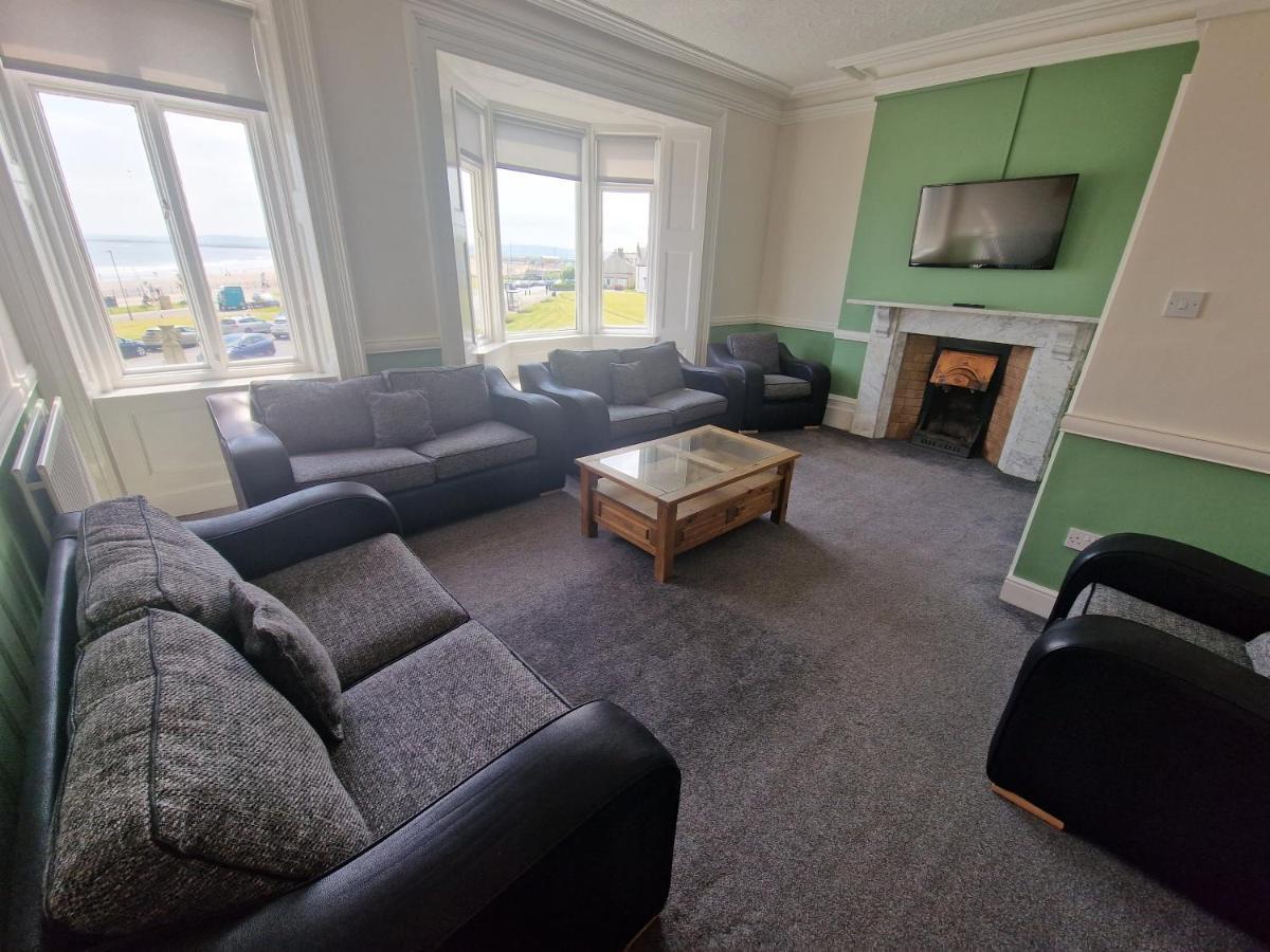 2 The Green, Exceptional Large House, Sea Views Loads Of Bathrooms Seaton Carew Zewnętrze zdjęcie