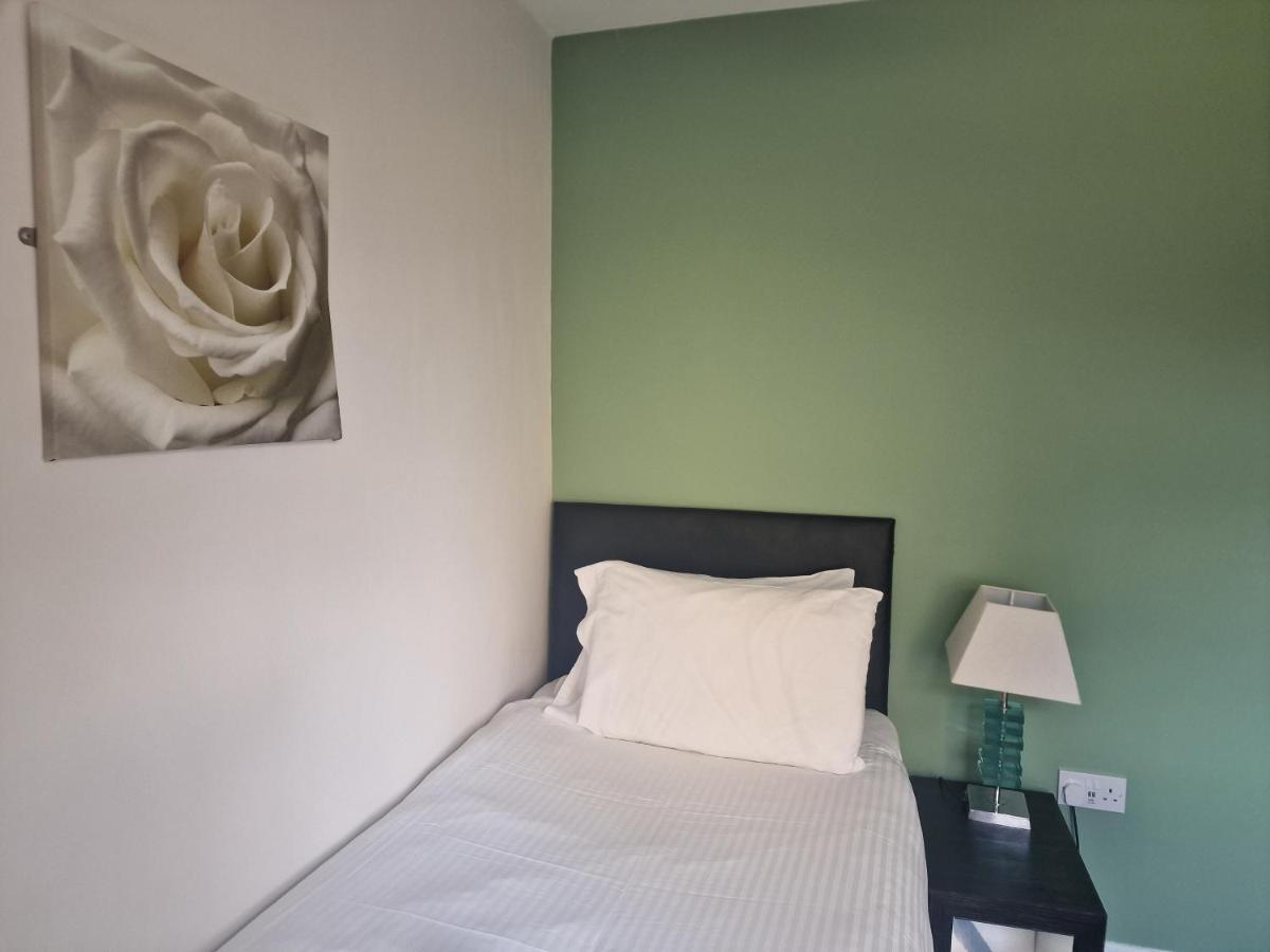 2 The Green, Exceptional Large House, Sea Views Loads Of Bathrooms Seaton Carew Zewnętrze zdjęcie