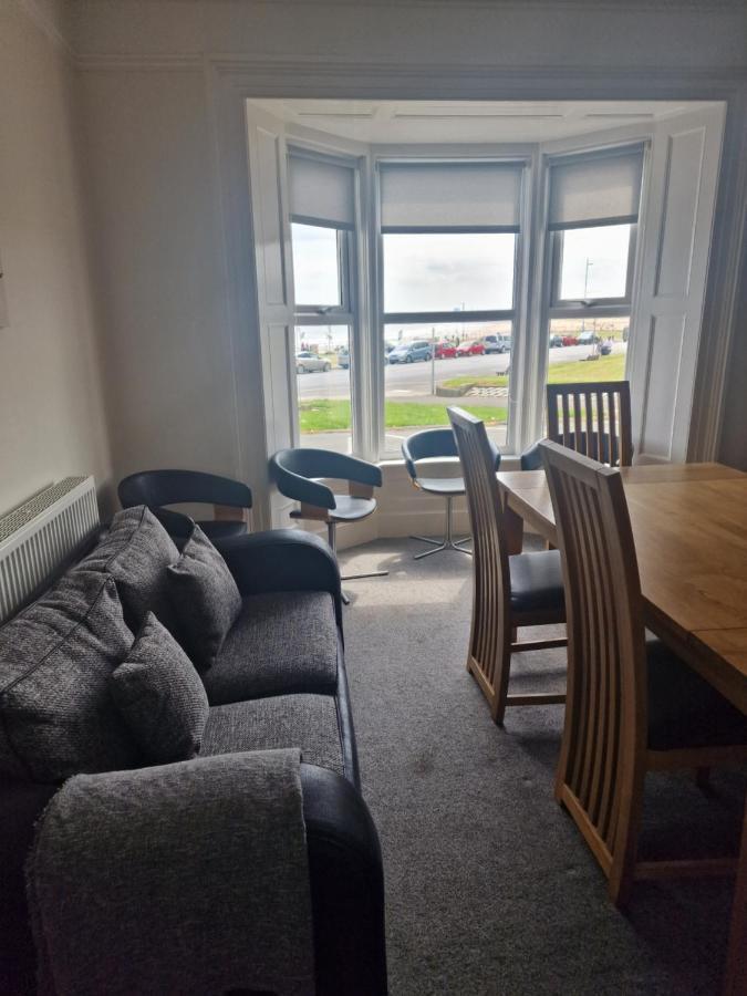 2 The Green, Exceptional Large House, Sea Views Loads Of Bathrooms Seaton Carew Zewnętrze zdjęcie