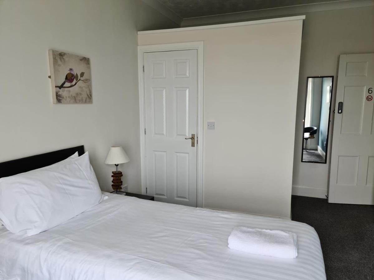 2 The Green, Exceptional Large House, Sea Views Loads Of Bathrooms Seaton Carew Zewnętrze zdjęcie